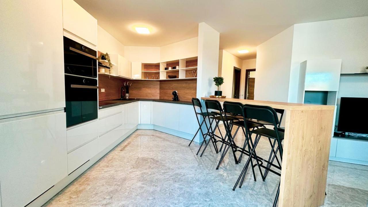 Anchora - Near Family-friendly *