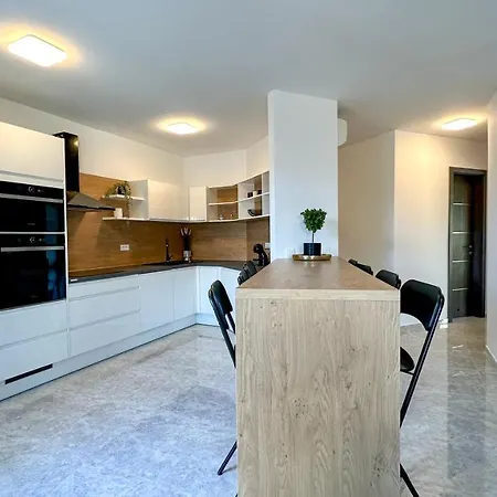 Apartment Anchora - Near Family-Friendly Beach Pjescana Uvala Exterior photo