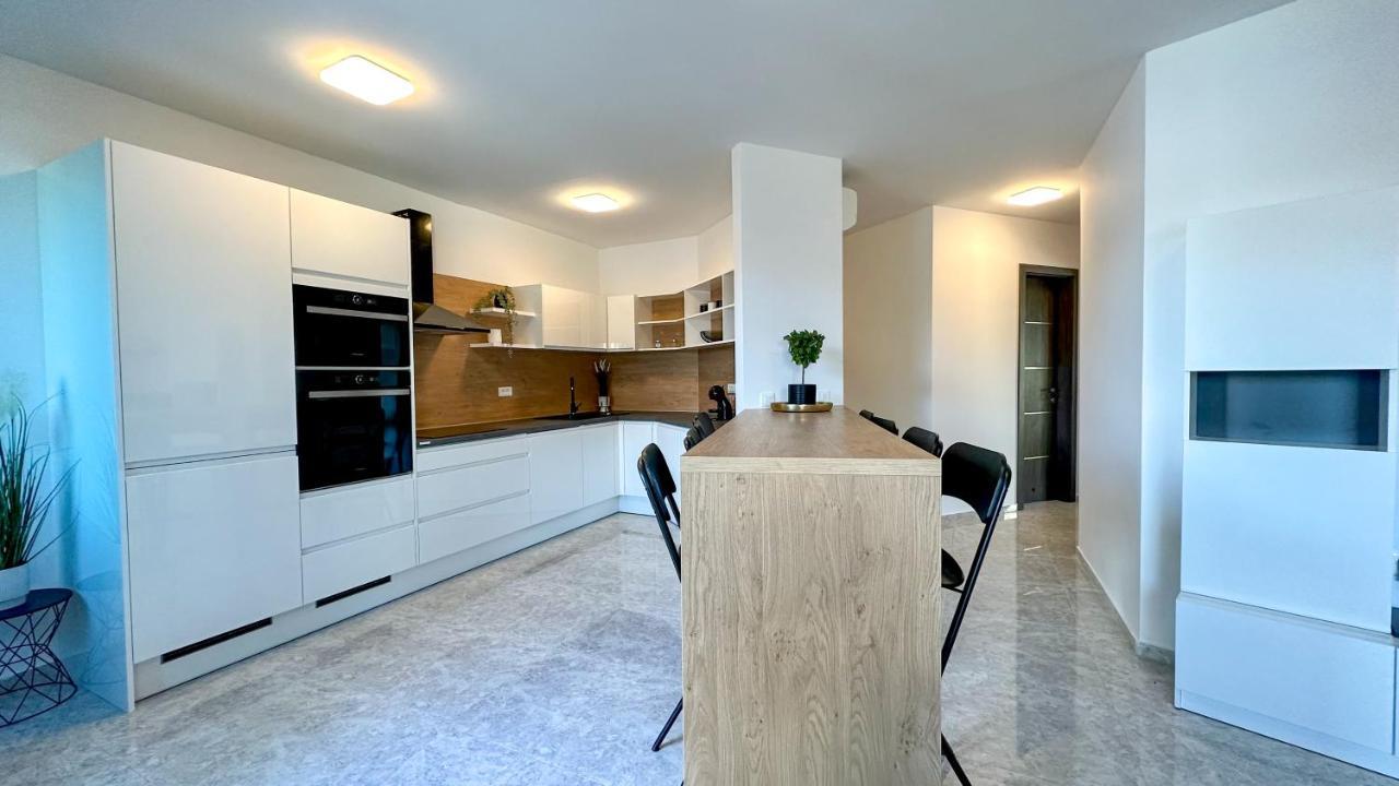 Anchora - Near Family-friendly Apartment